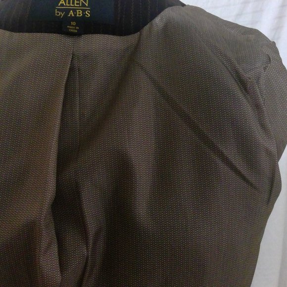 Allen by ABS 2 Piece Suit - Fully LIned - Picture 10 of 13